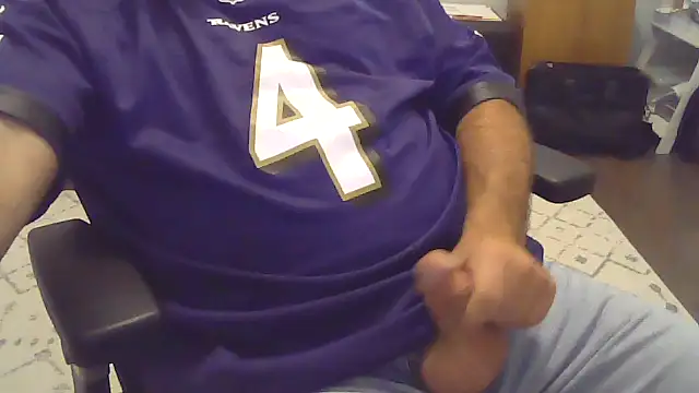 cyclone1212 online show from November 24, 2025, 10:26 am