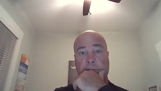 cyclone1212 online show from January 9, 2026, 10:51 am