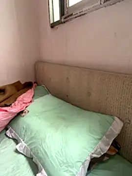 xlj4523 online show from December 5, 2025, 4:43 am