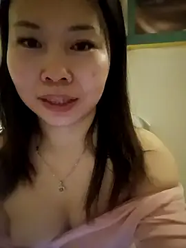 Snapshot of xlj4523 chatting on March 4, 2026, 3:18 pm xlj4523 online show from March 4, 2026, 3:18 pm