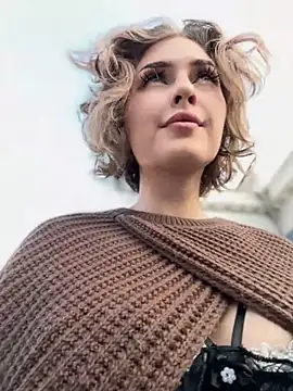 Snapshot of KellyKeler chatting on November 8, 2025, 12:38 pm KellyKeler online show from November 8, 2025, 12:38 pm