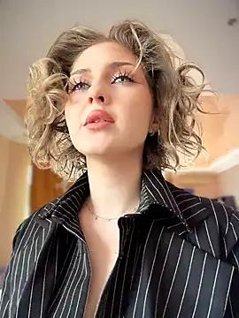 KellyKeler online show from March 21, 2026, 10:09 am