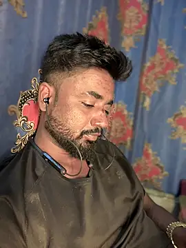 Munny6677 online show from November 18, 2025, 6:12 pm