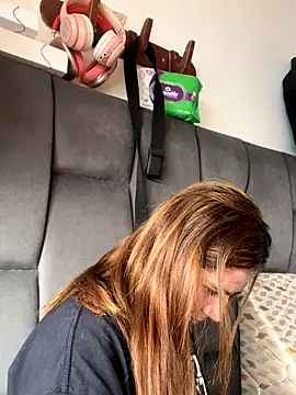 Snapshot of AllieYourGirl chatting on October 9, 2025, 6:17 pm AllieYourGirl online show from October 9, 2025, 6:17 pm