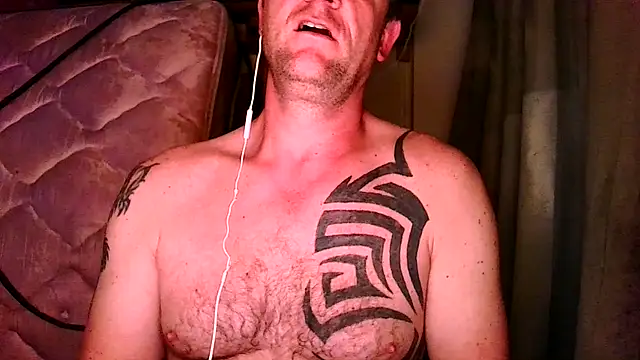 Yournaughty online show from April 9, 2026, 4:56 am