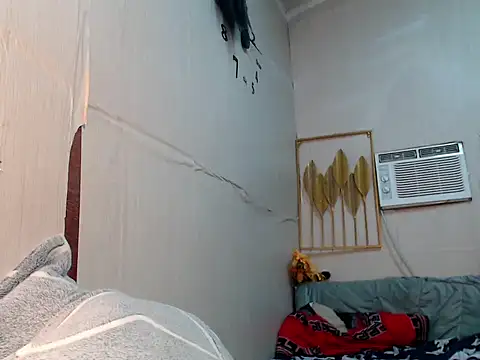 Snapshot of ladyhotcuming chatting on February 26, 2026, 4:06 pm ladyhotcuming online show from February 26, 2026, 4:06 pm