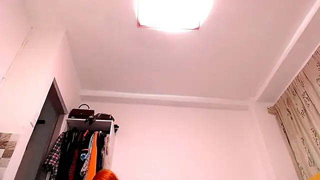 Snapshot of saara_johnson496 chatting on July 17, 2026, 3:35 am saara johnson496 online show from July 17, 2026, 3:35 am