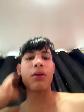 Snapshot of cody_fox10 chatting on December 14, 2025, 4:56 pm cody fox10 online show from December 14, 2025, 4:56 pm