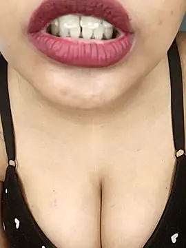 sex-withcouple online show from March 8, 2026, 2:59 am