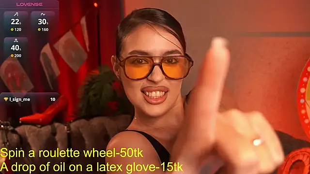 Snapshot of EmiliyaRoude chatting on September 26, 2025, 12:42 pm EmiliyaRoude online show from September 26, 2025, 12:42 pm