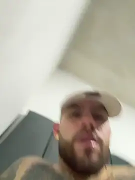 Snapshot of Ades_Lowe chatting on October 27, 2025, 7:12 am Ades Lowe online show from October 27, 2025, 7:12 am