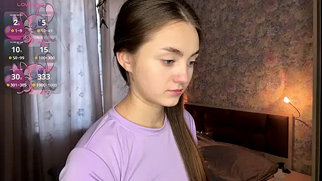 LoraDavi online show from February 18, 2026, 8:43 am