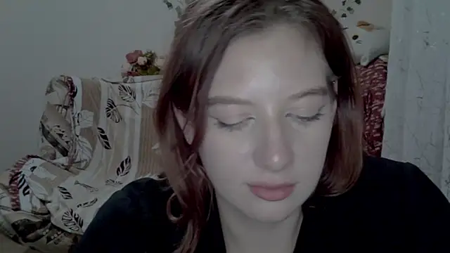 Lily Ember online show from December 13, 2025, 7:53 pm