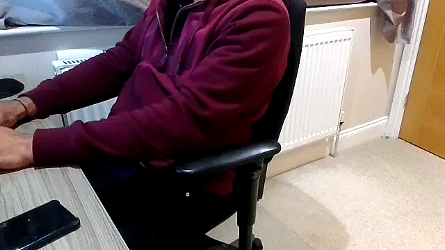 rogamuffin online show from February 28, 2026, 2:01 am