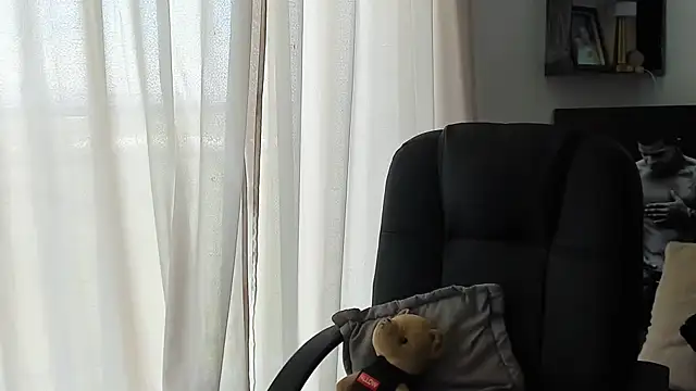 Snapshot of Marck_Mathews chatting on September 19, 2025, 3:13 pm Marck Mathews online show from September 19, 2025, 3:13 pm