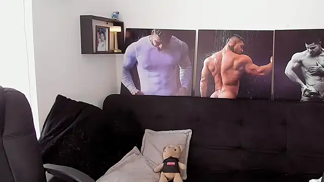 Snapshot of Marck_Mathews chatting on November 21, 2025, 12:04 pm Marck Mathews online show from November 21, 2025, 12:04 pm