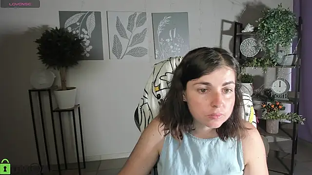 MartaEdams online show from July 6, 2026, 5:37 am