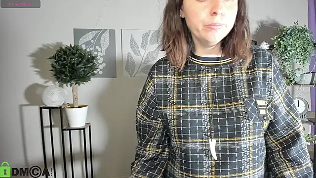 MartaEdams online show from July 7, 2026, 7:23 am