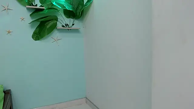 eladyrous98 online show from October 30, 2025, 2:40 pm