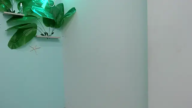 eladyrous98 online show from November 1, 2025, 2:08 pm