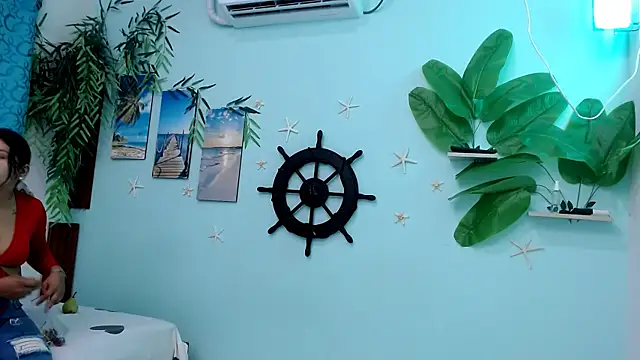 Snapshot of eladyrous98 chatting on November 12, 2025, 1:55 pm eladyrous98 online show from November 12, 2025, 1:55 pm