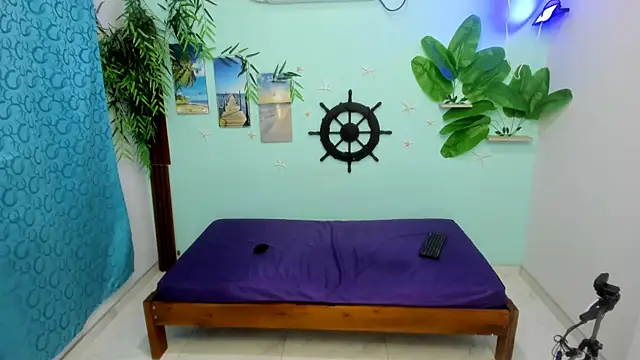 Snapshot of eladyrous98 chatting on February 6, 2026, 1:14 pm eladyrous98 online show from February 6, 2026, 1:14 pm