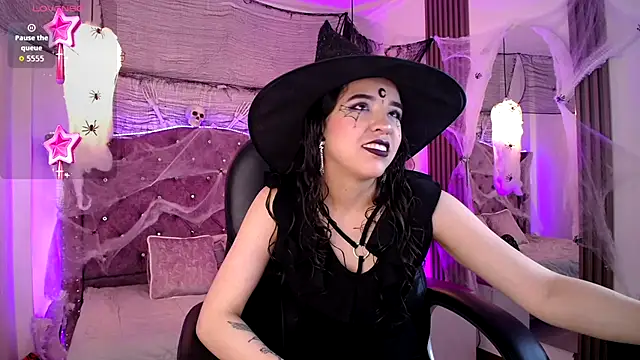 Amara Davis online show from October 29, 2025, 4:59 am