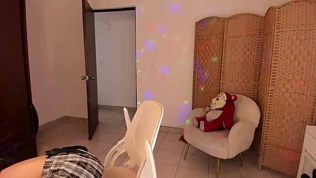 Snapshot of lost_wood19 chatting on May 9, 2026, 7:30 pm lost wood19 online show from May 9, 2026, 7:30 pm