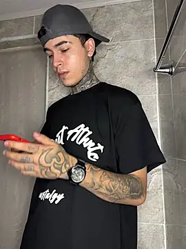 samm4044 online show from October 24, 2025, 3:36 am