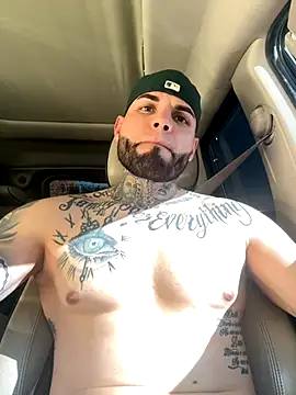 Snapshot of crazybarber69 chatting on November 28, 2025, 8:55 pm crazybarber69 online show from November 28, 2025, 8:55 pm