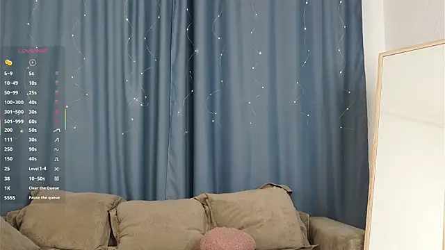 TaiteFairfield online show from October 19, 2025, 7:09 am