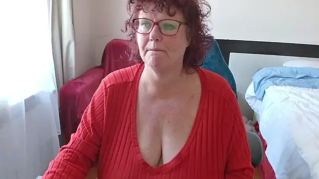 -Curvy- online show from January 14, 2026, 10:54 am