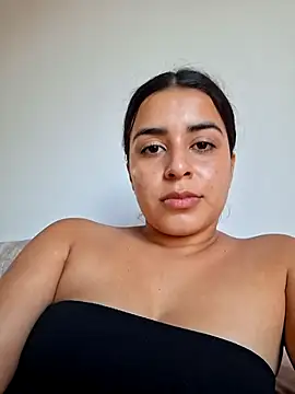 Snapshot of channell0 chatting on July 5, 2026, 10:39 pm channell0 online show from July 5, 2026, 10:39 pm
