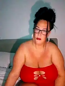 Kayla-Foxx online show from November 10, 2025, 11:59 pm