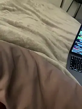 adlescaf9876 online show from October 8, 2025, 8:06 pm