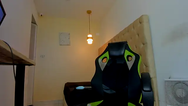 Darkknightx01 online show from October 27, 2025, 1:09 am