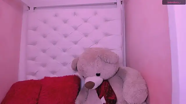 Snapshot of eimy_skinny_ chatting on April 26, 2026, 1:20 pm eimy skinny online show from April 26, 2026, 1:20 pm