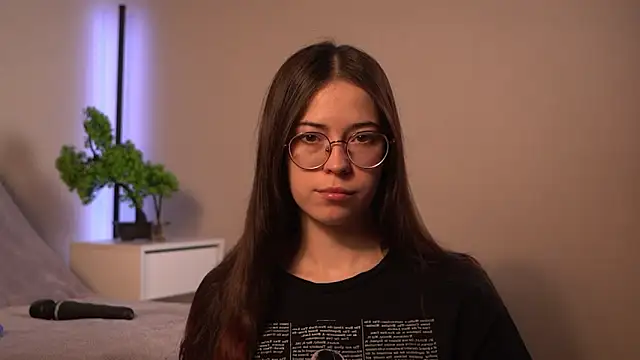 ywixos online show from March 20, 2026, 11:59 am