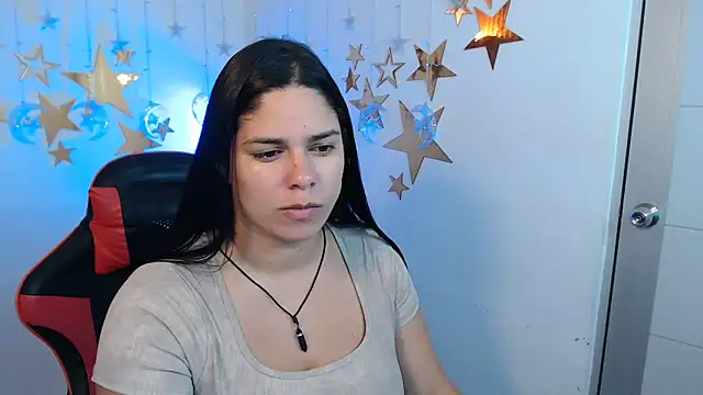 lucia ht online show from October 3, 2025, 1:46 am