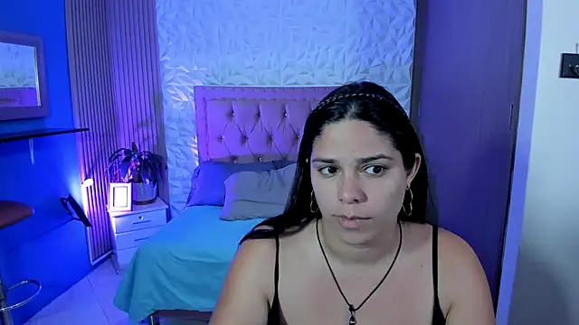 lucia ht online show from October 31, 2025, 5:19 am