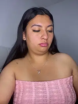 Issa Santana online show from April 9, 2026, 8:14 pm