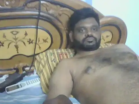 lustboystraight online show from April 15, 2026, 7:10 pm