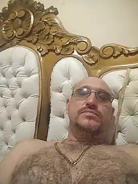 Snapshot of lufercapo chatting on July 6, 2026, 10:23 pm lufercapo online show from July 6, 2026, 10:23 pm