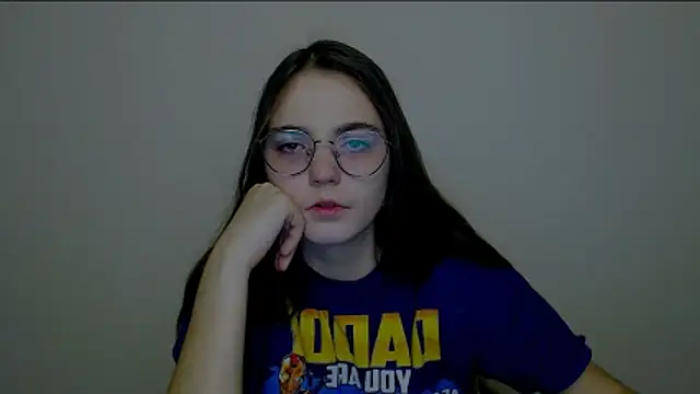 Snapshot of Sun_Shine__ chatting on November 9, 2025, 1:48 am Sun Shine online show from November 9, 2025, 1:48 am