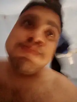 Desirock001 online show from April 25, 2026, 2:58 am