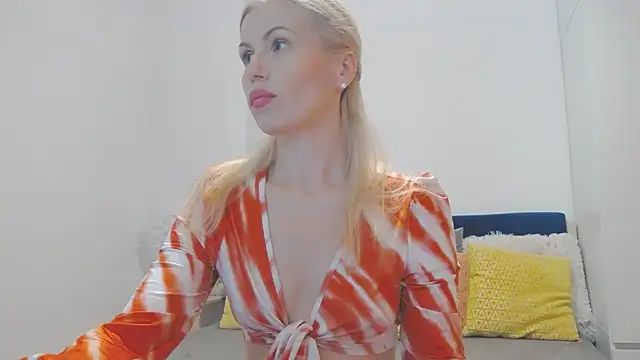 Snapshot of Lika_Soul chatting on September 26, 2025, 3:27 pm Lika Soul online show from September 26, 2025, 3:27 pm