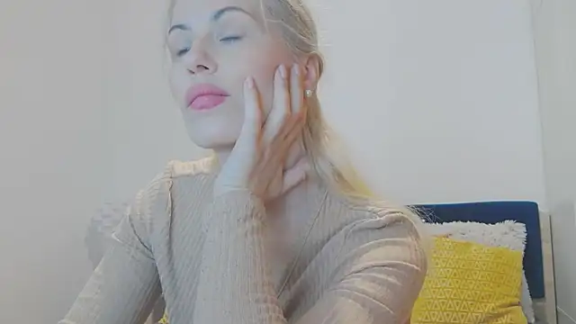 Snapshot of Lika_Soul chatting on September 27, 2025, 4:01 pm Lika Soul online show from September 27, 2025, 4:01 pm