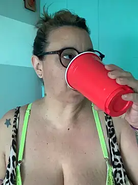 LupeLok online show from November 6, 2025, 5:25 pm