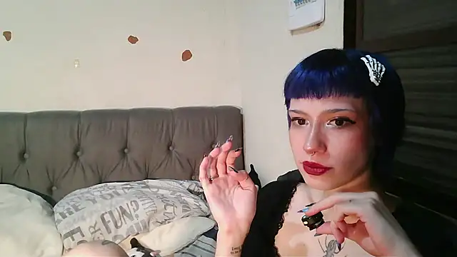 Snapshot of IkyVic chatting on February 13, 2026, 2:07 am IkyVic online show from February 13, 2026, 2:07 am