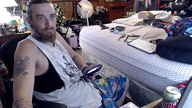 Snapshot of thejuicybacon chatting on September 16, 2025, 3:35 pm thejuicybacon online show from September 16, 2025, 3:35 pm